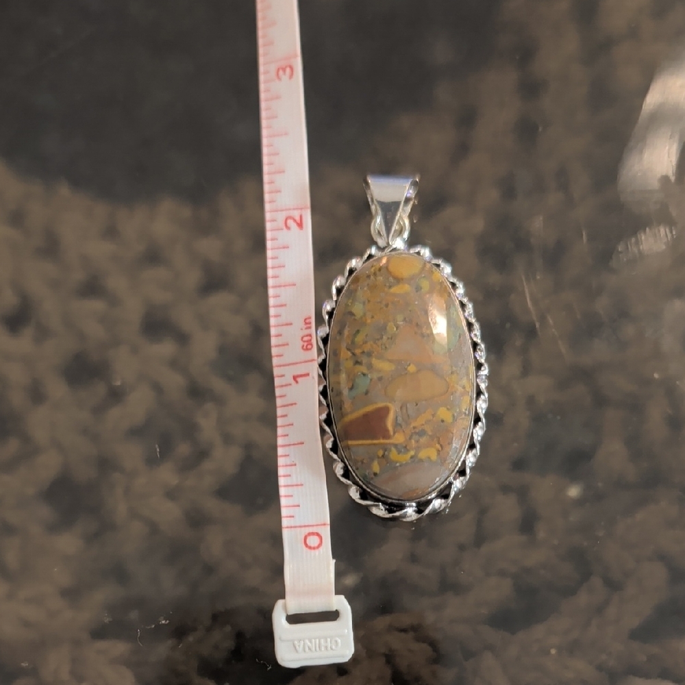 Silver and Brown Pendant Necklace